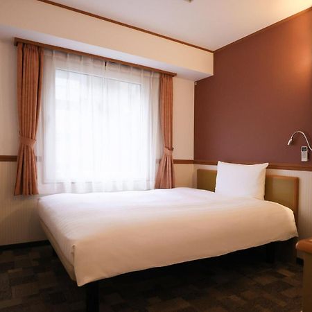 Toyoko Inn Kanazawa Kenrokuen Korimbo מראה חיצוני תמונה